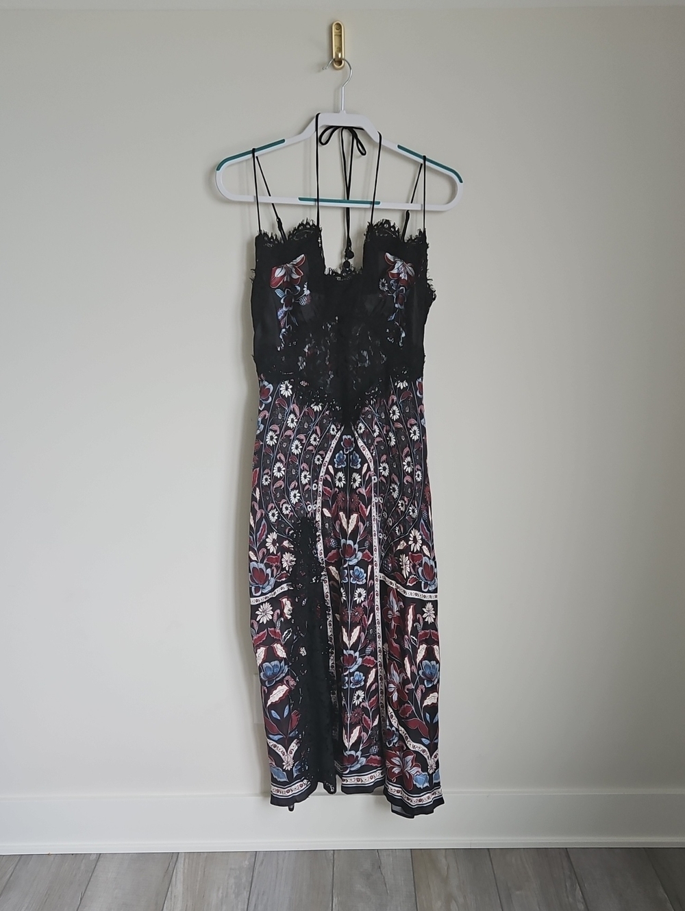 Farm Rio Dress - Picture 4 of 9